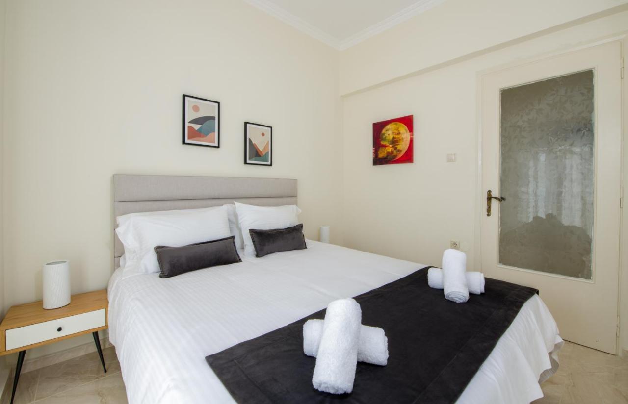 Center Manolia Dream 3 Bedroom Apartment 100M Away From The Beach Chania  Eksteriør billede