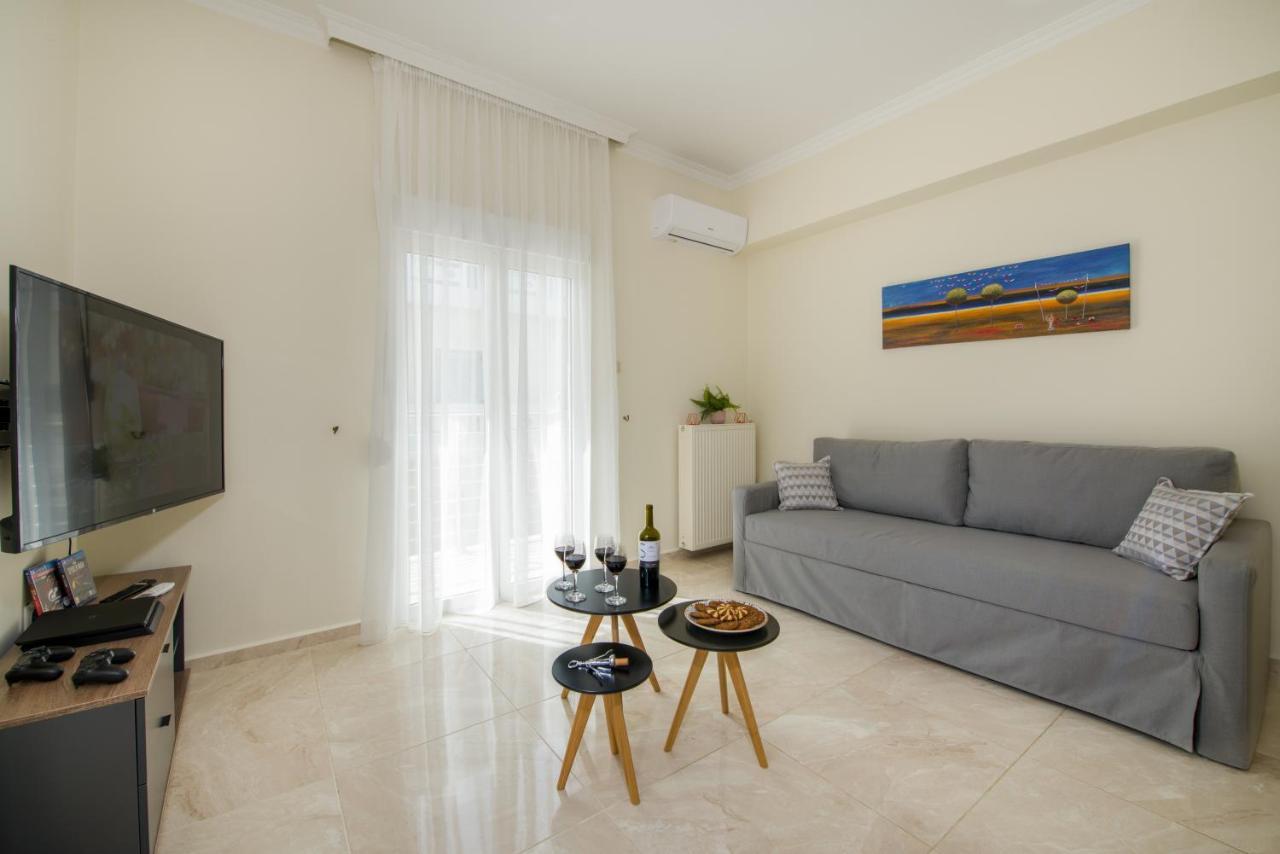 Center Manolia Dream 3 Bedroom Apartment 100M Away From The Beach Chania  Eksteriør billede